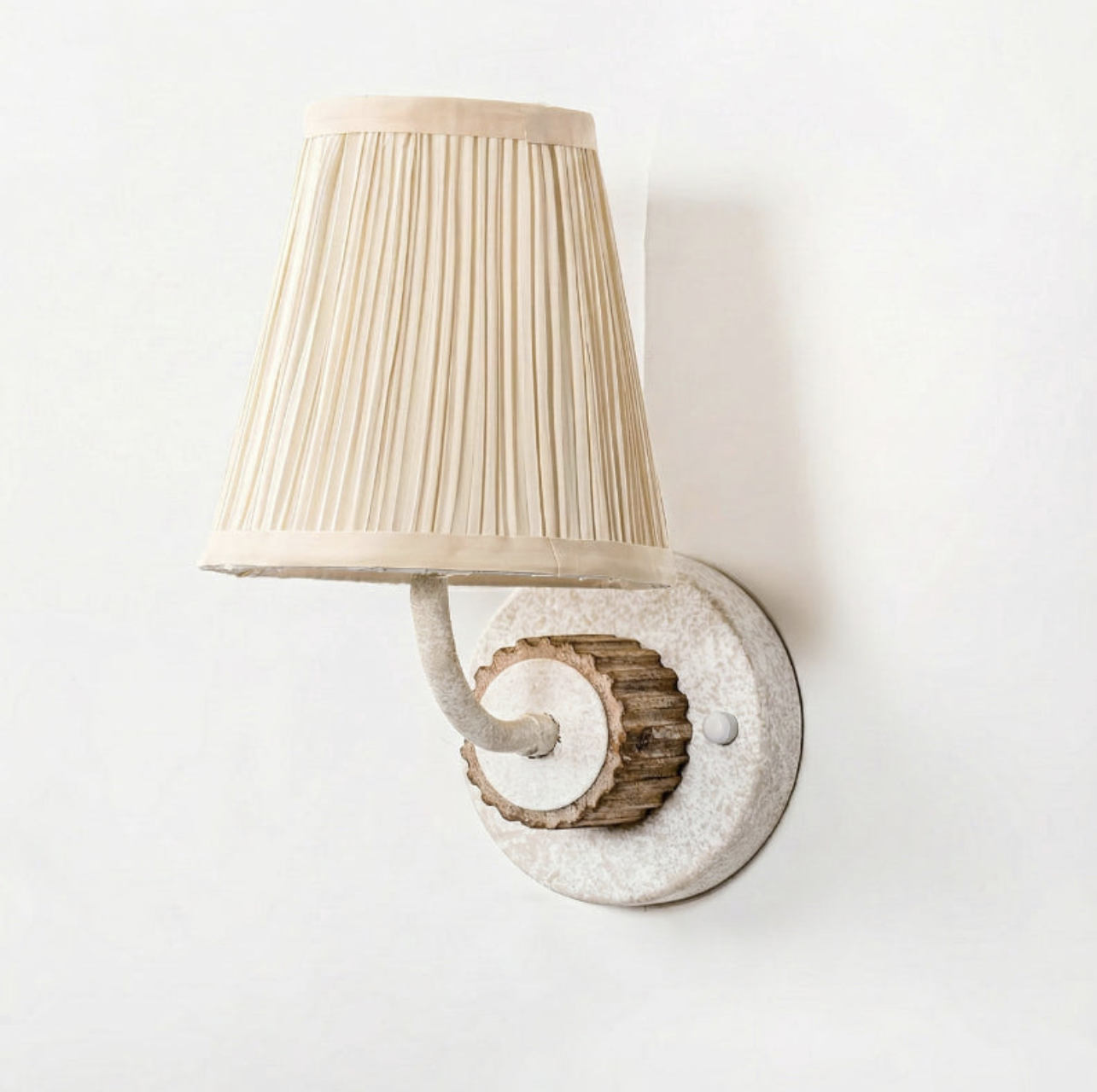 Abbey Wall Light